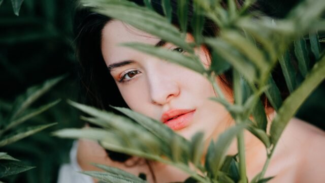 Natural vs synthetic beauty ingredients: the science behind the debate