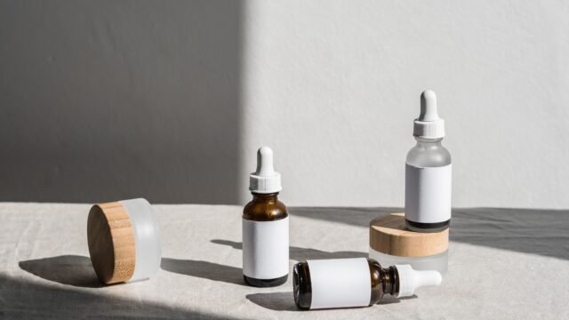 Retinol, retinal, retinoid: what is actually different and which one you need